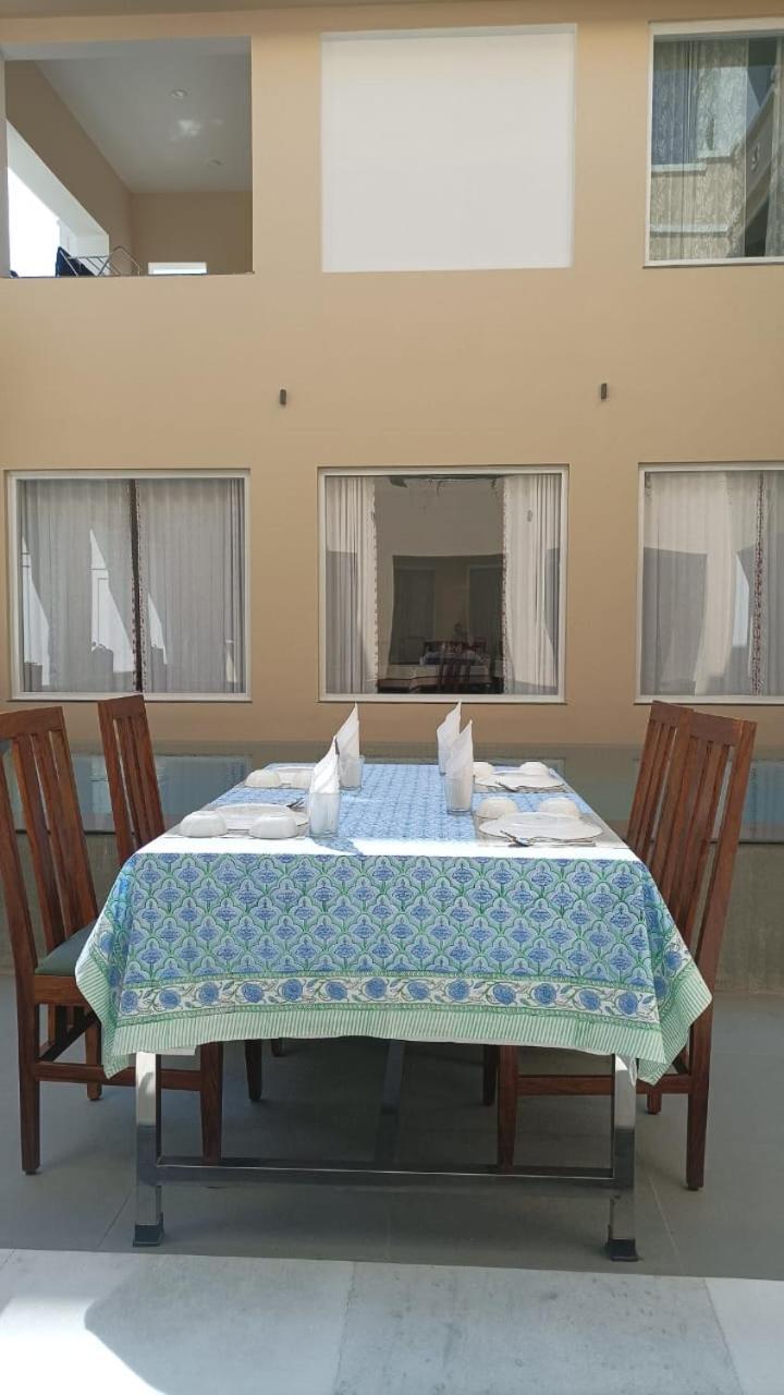 Chez Lavania - A Boutique Homestay Ουνταϊπούρ Εξωτερικό φωτογραφία