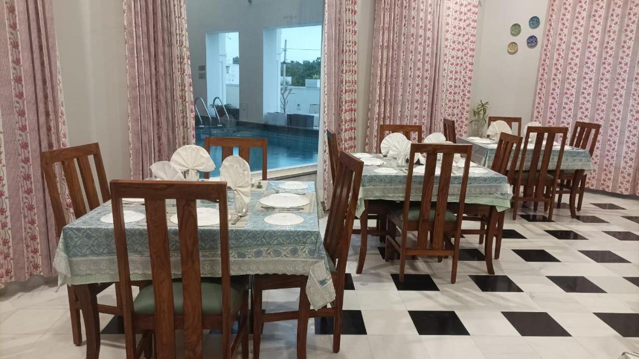Chez Lavania - A Boutique Homestay Ουνταϊπούρ Εξωτερικό φωτογραφία
