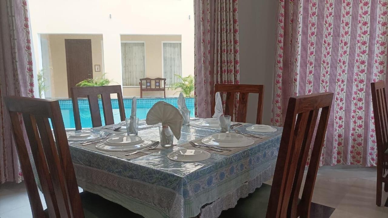 Chez Lavania - A Boutique Homestay Ουνταϊπούρ Εξωτερικό φωτογραφία
