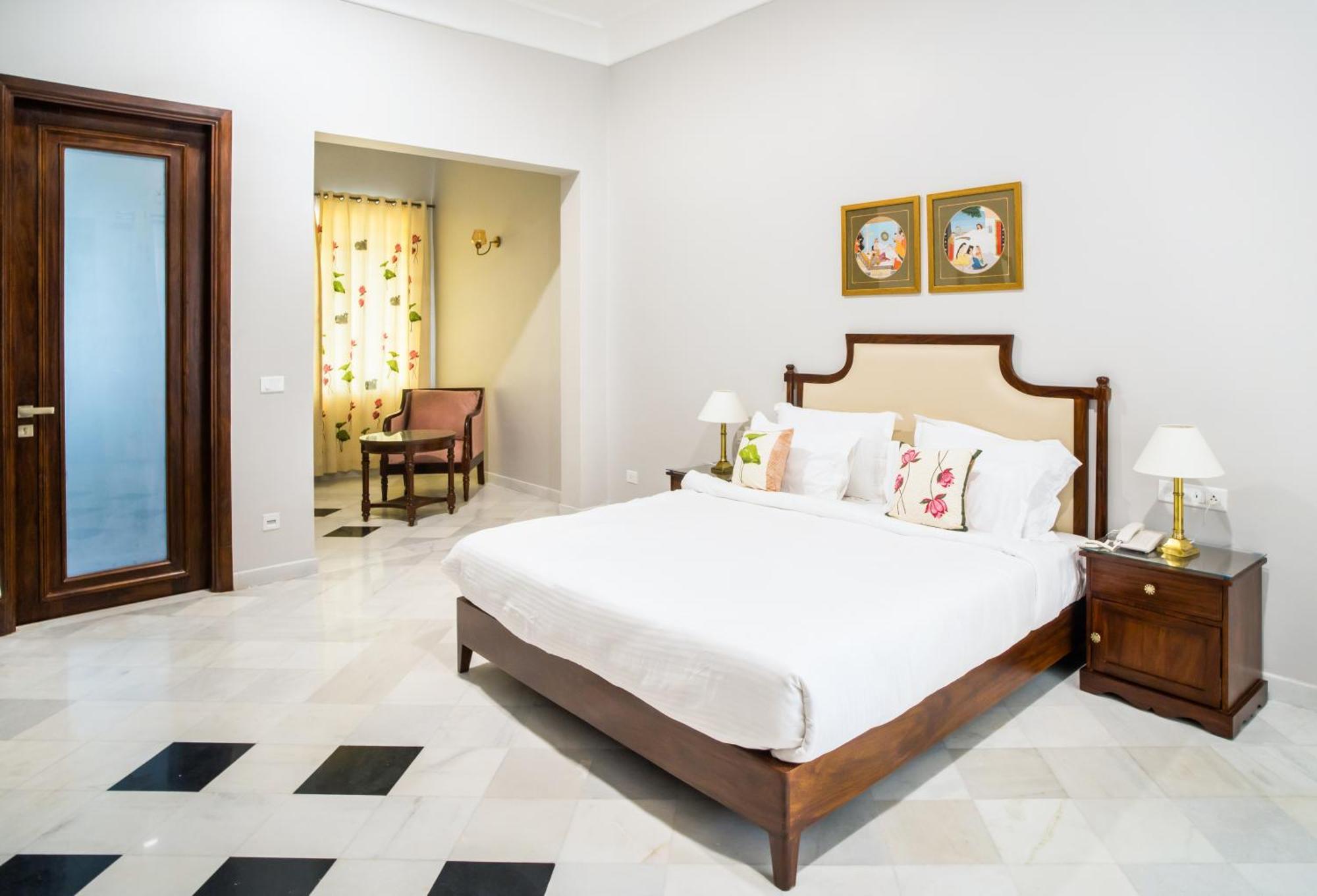 Chez Lavania - A Boutique Homestay Ουνταϊπούρ Εξωτερικό φωτογραφία